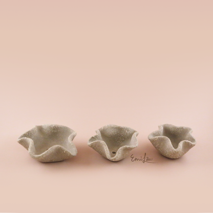 Bo • Grey Wavy Planters