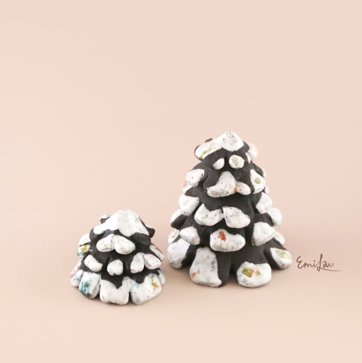 Shiro • Winter Pine Tree Decor