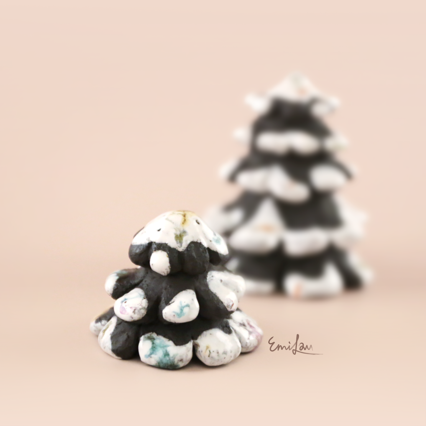 Shiro • Winter Pine Tree Decor